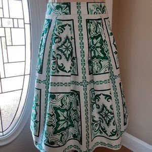 EVA MENDES Green & White Design SKIRT Size 4